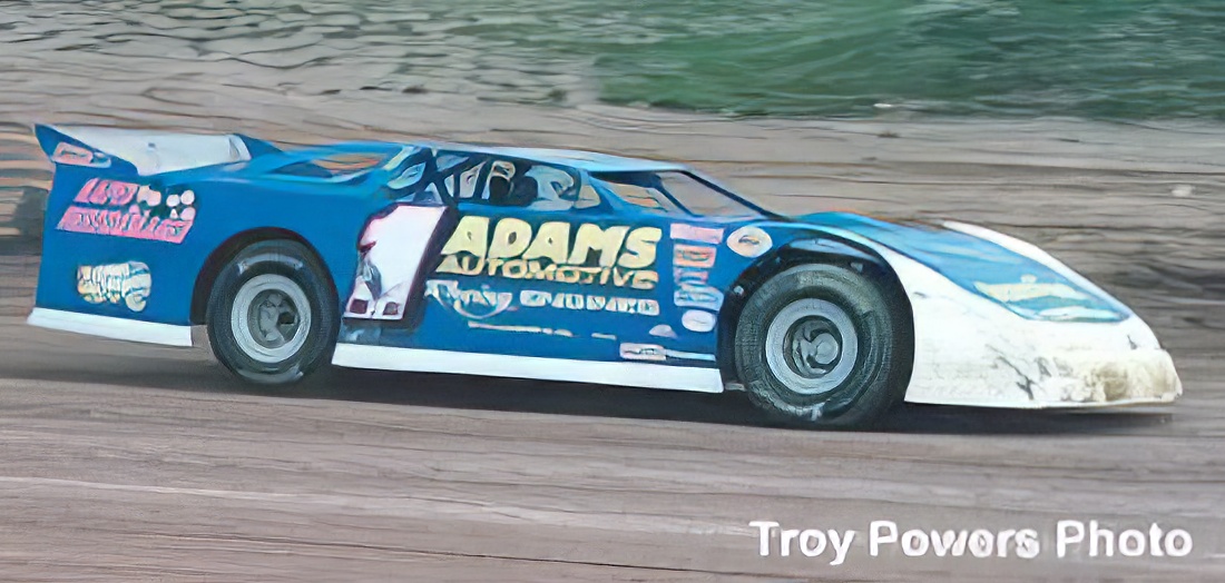Tom Nesbitt