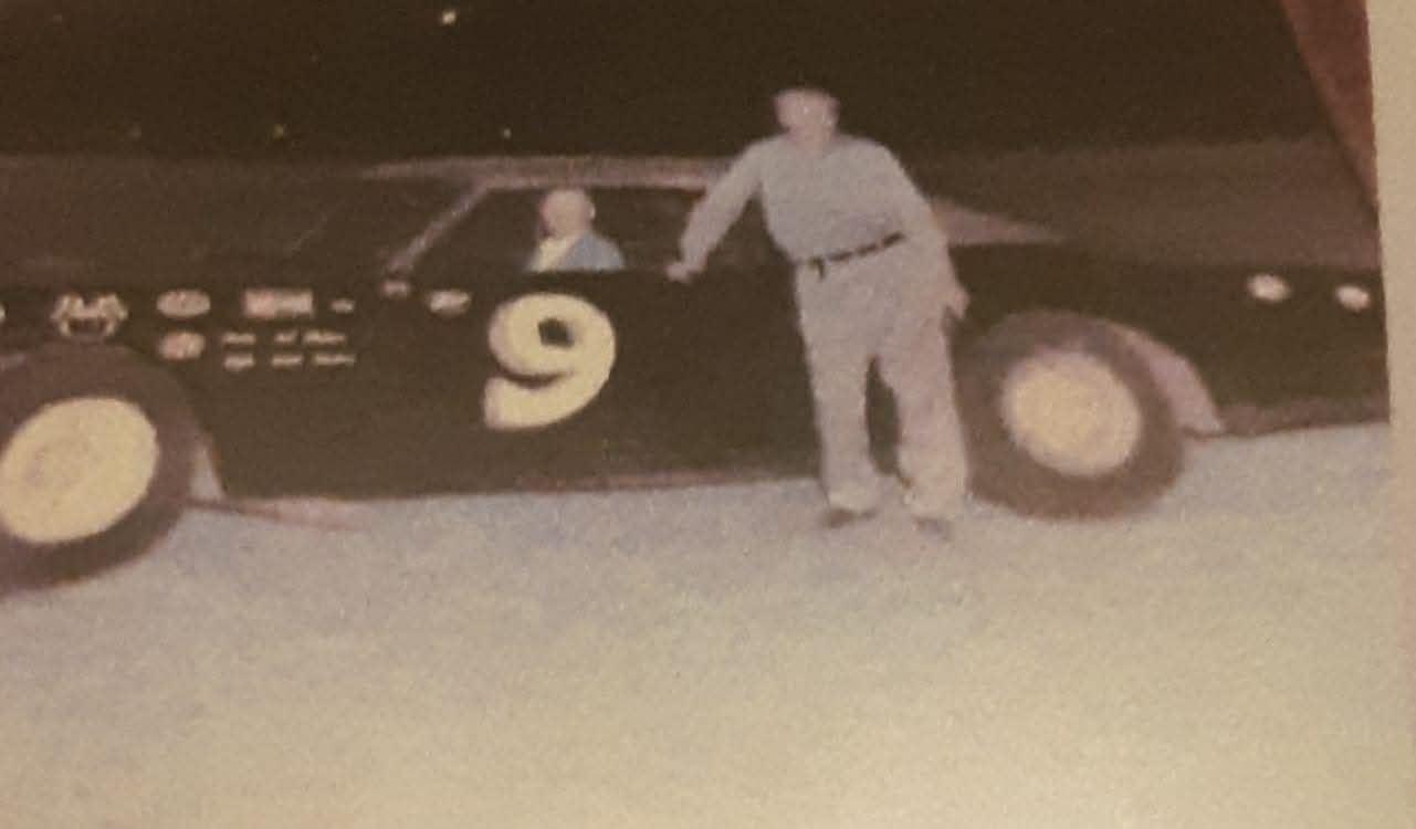 Don Mullins