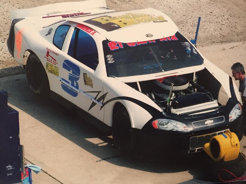 Ron Vandermeir Jr at Grundy County Speedway
