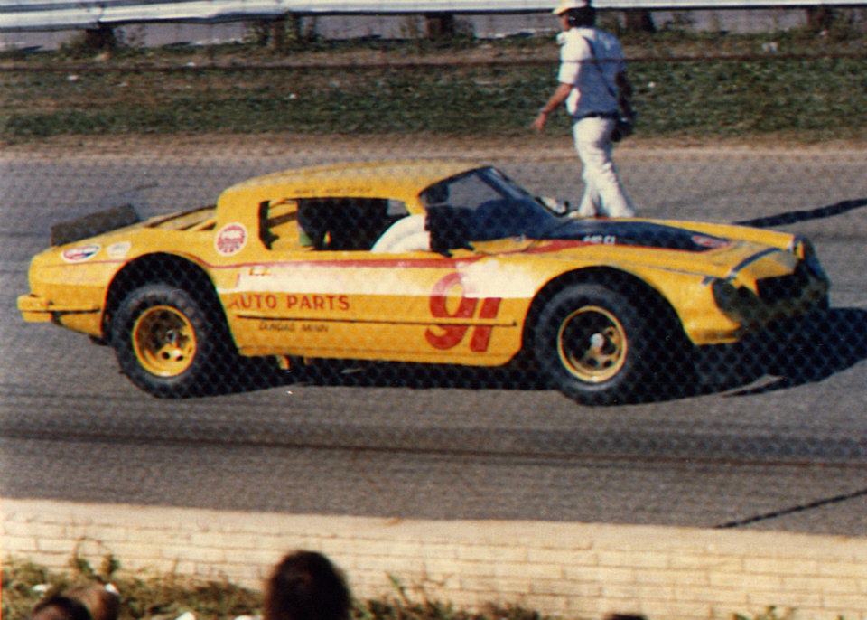 Marv Marzofka