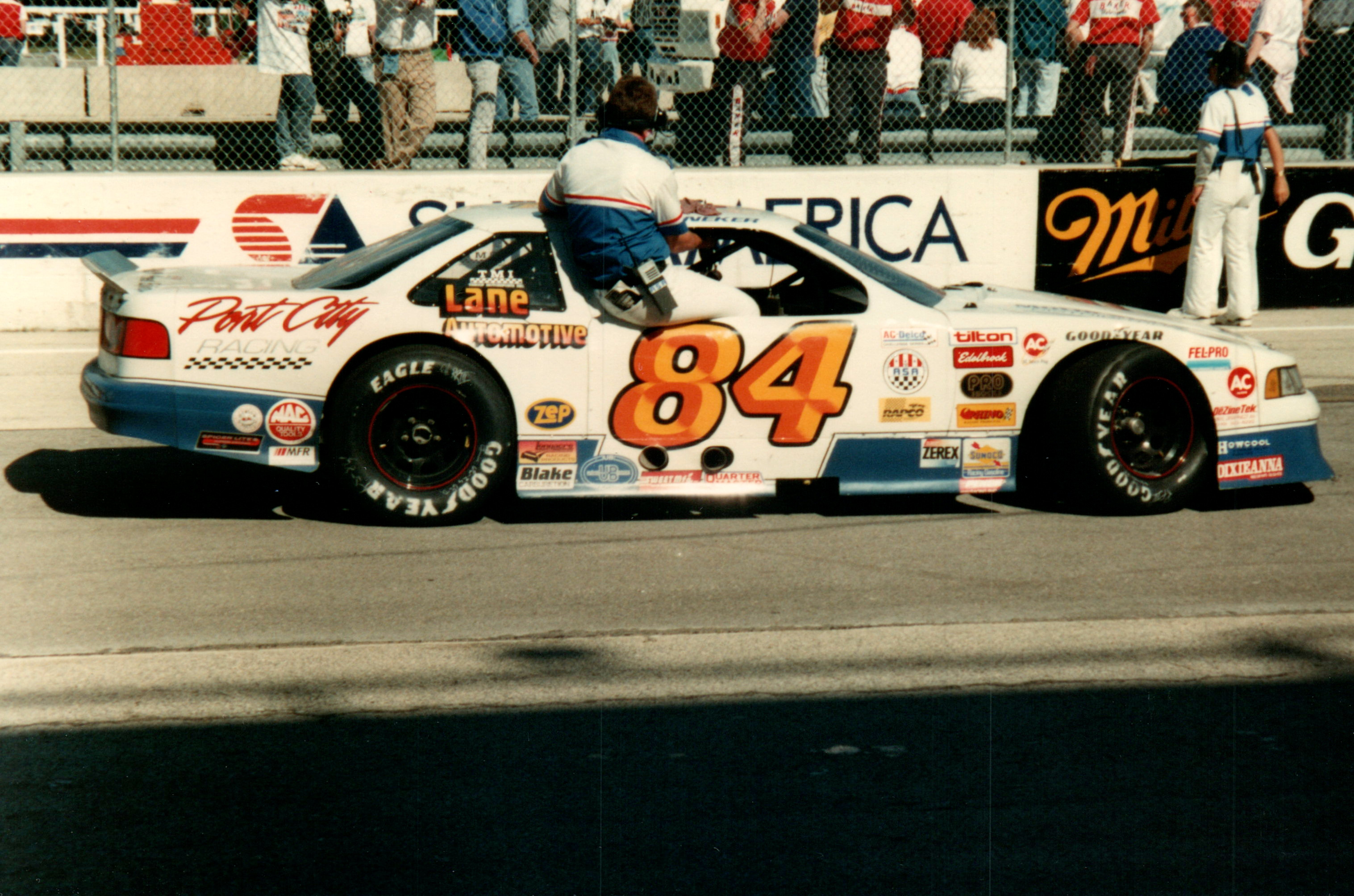 Bob Senneker