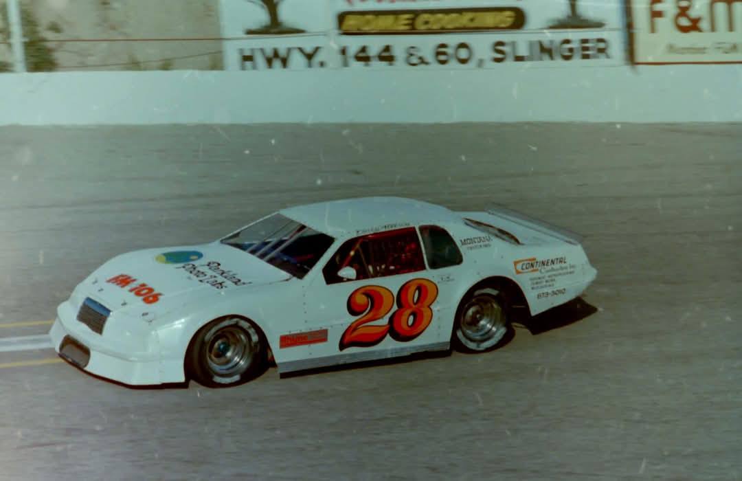 Dave Tomczak
