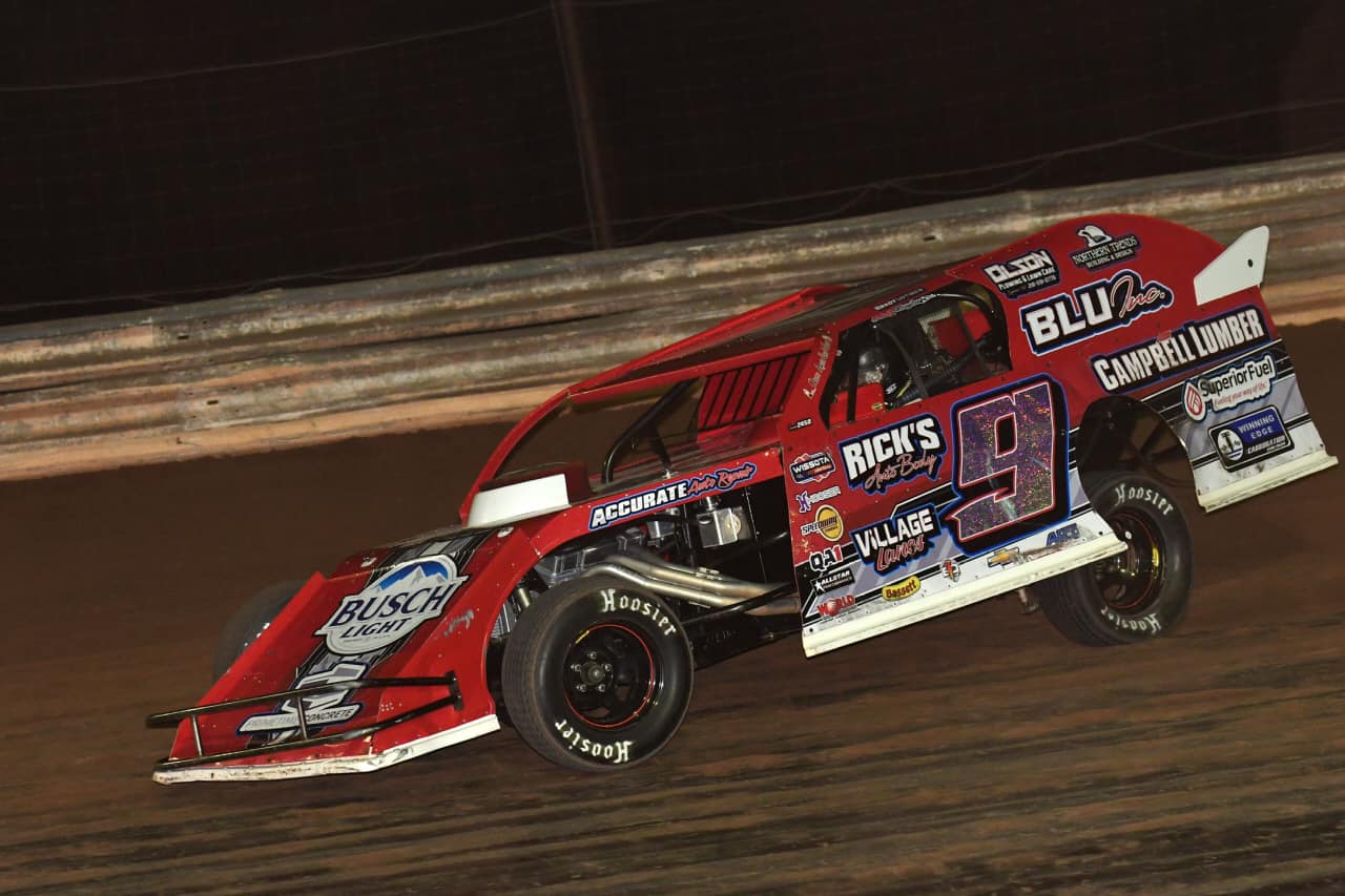 Brady Uotinen