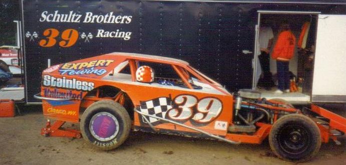 Dennis Schultz