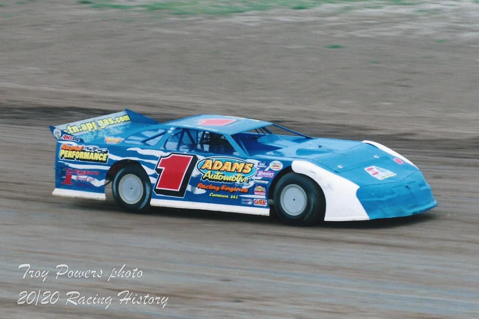 Tom Nesbitt