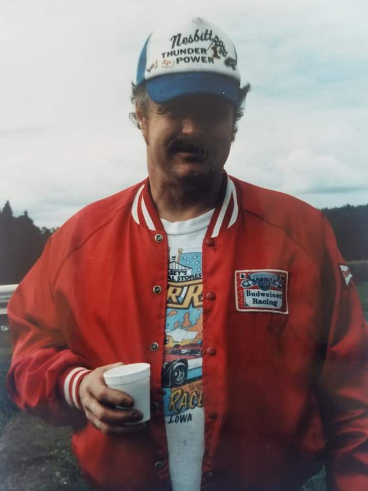 Tom Nesbitt